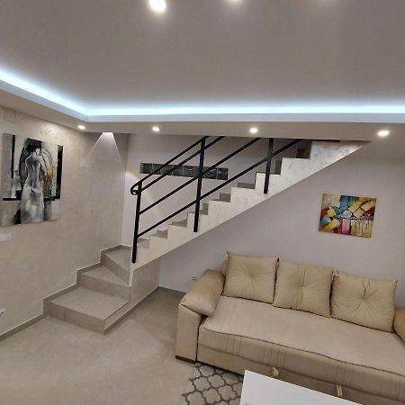 Apartman Lux Jelena Surčin 外观 照片