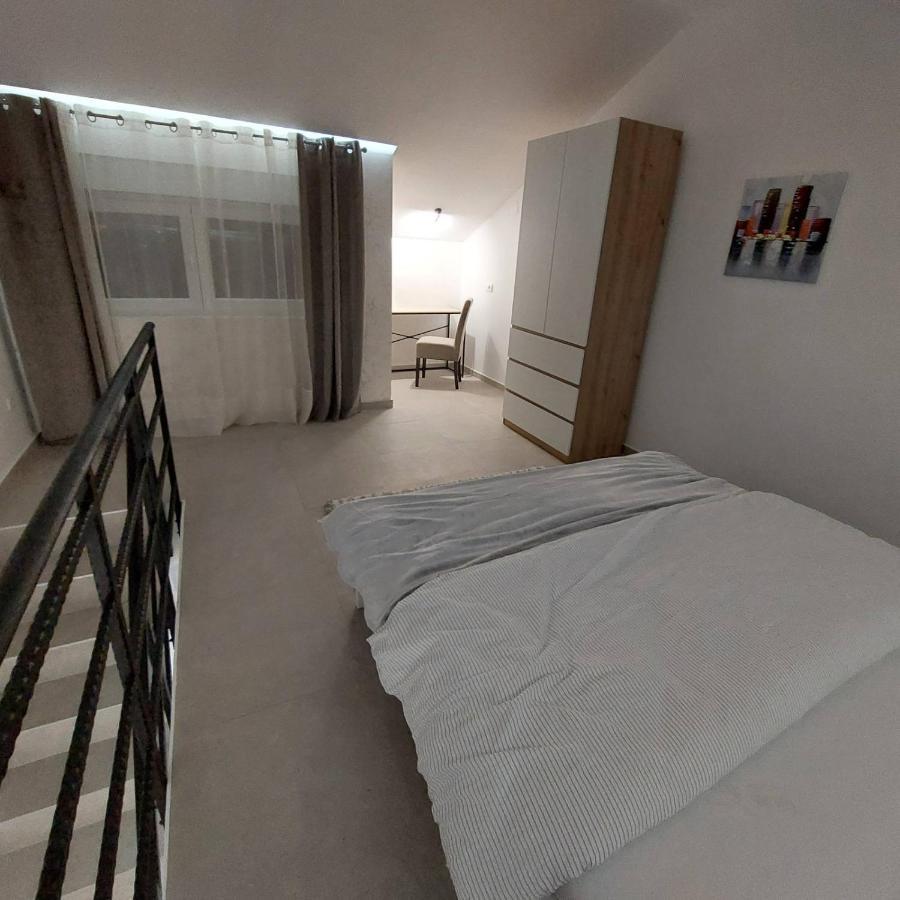 Apartman Lux Jelena Surčin 外观 照片