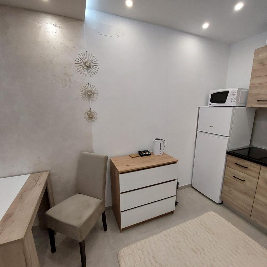 Apartman Lux Jelena Surčin 外观 照片